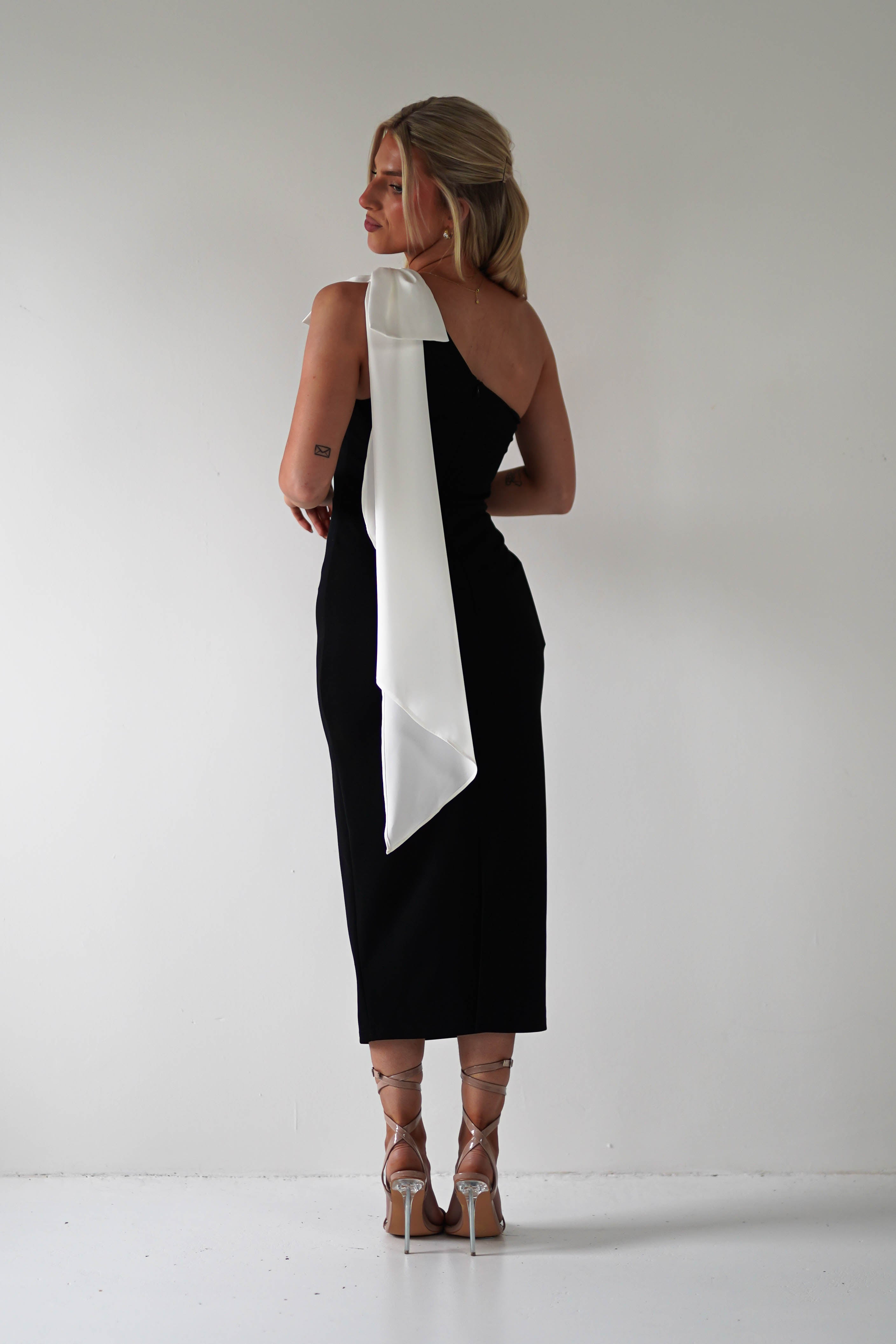 Camella Bodycon Bow Detail Midi Dress | Black | Oh Hello Clothing | XS (6)