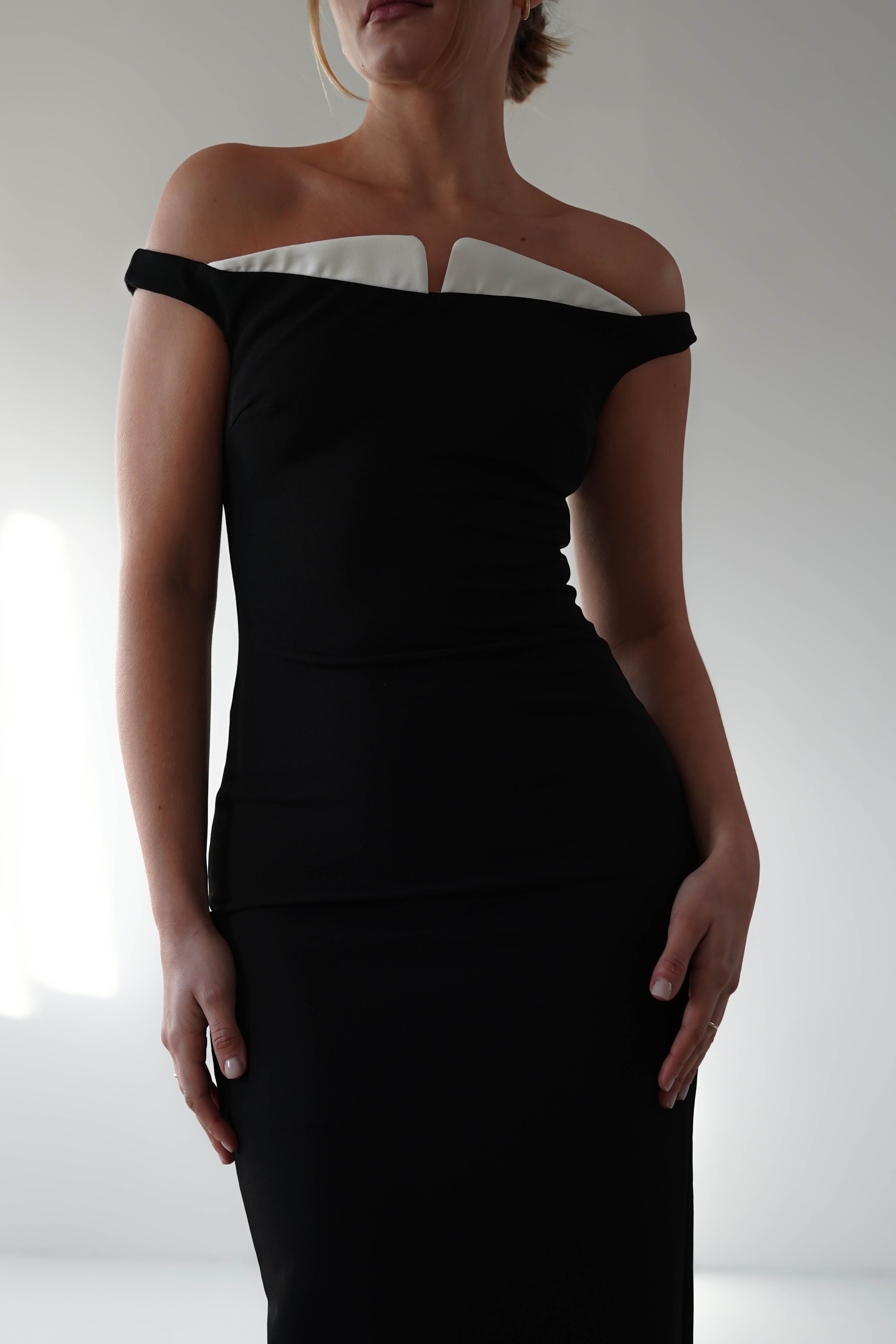 Glenda Contrast Bodycon Midaxi | Black | Oh Hello Clothing | XS (6)